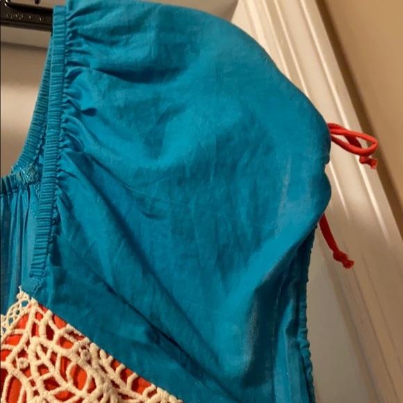 Boutique Dress with Adorable Embroidery - Picture 4 of 5